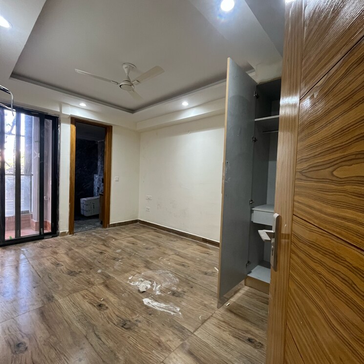 Room, gadaipur 3 Bedroom 1200 Sq.Ft. Builder Floor In Gadaipur Delhi 8100068