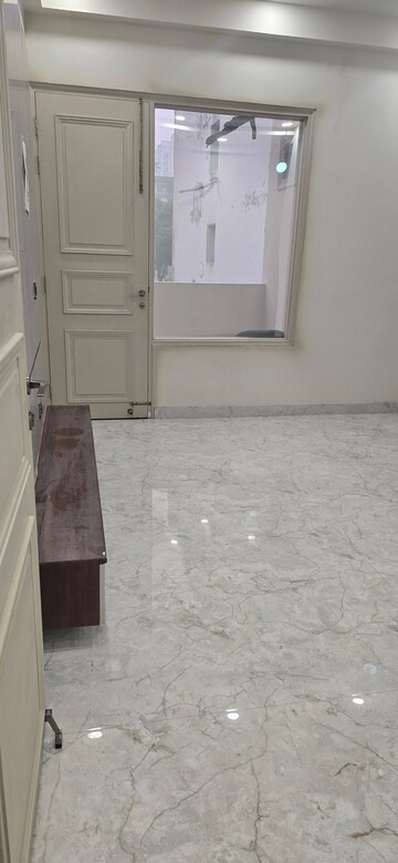 Room in 3 BHK Builder Floor at BP Homes, Sector 85 – for Rent