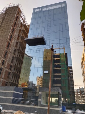  Office Space – Exterior View View at Noida Expressway - for Sale