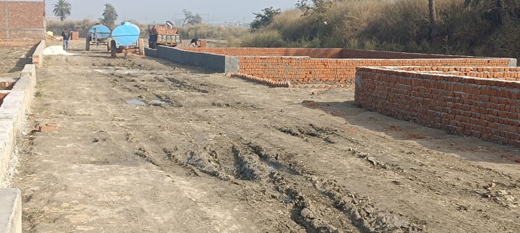 undefined, bhopani village  100 Sq.Yd. Plot In Bhopani Village Faridabad 8100095