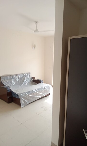 Bedroom in 3 BHK Apartment at Omaxe Waterscapes, Gomti Nagar – for Rent