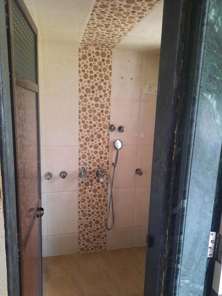 Bathroom, dombivli east 2 Bedroom 750 Sq.Ft. Apartment In Dombivli East Thane 8100199