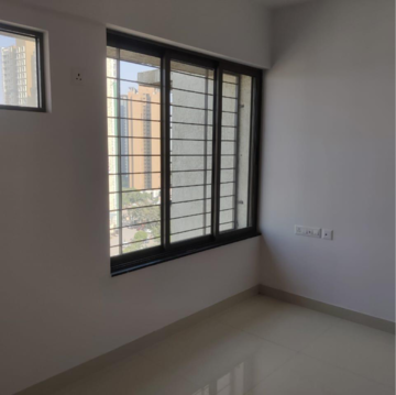 Room in 1 BHK Apartment at Lodha Crown Quality Homes, Saket Complex – for Rent