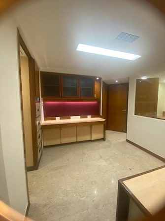 Commercial Office Space 660 Sq.Ft. For Rent in Nariman Point Mumbai  8100265