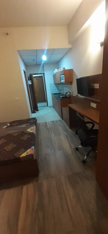 Master Bedroom in 1 BHK Apartment at Paramount Golfforeste, Zeta I Greater Noida – for Rent