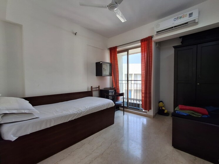 Bedroom, evershine-embassy 2.5 Bedroom 850 Sq.Ft. Apartment In Andheri West Mumbai 8100303