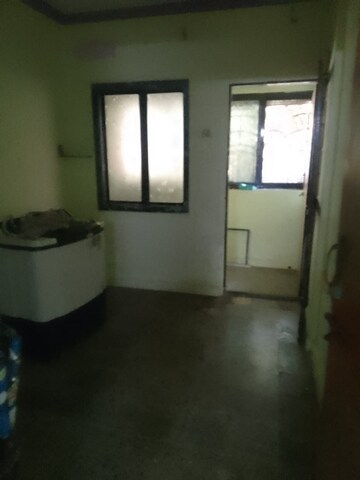 Room in 2 BHK Apartment at Dombivli West – for Rent
