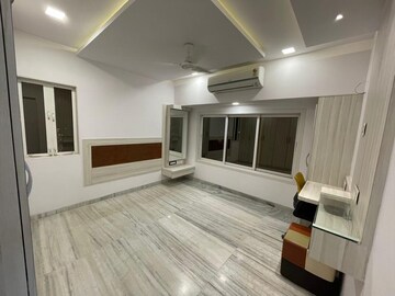 Room in 2 BHK Apartment at Palash Towers, Andheri West – for Sale