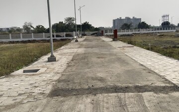 Plot For Sale in Besa Pipla rd