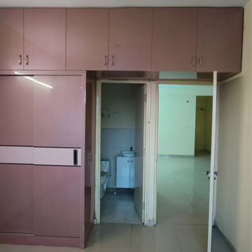 Room in 6+ BHK Independent House at Sector 52 – for Sale