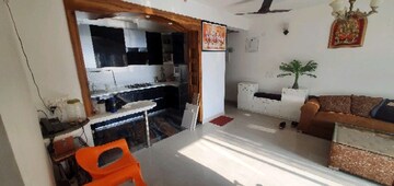 Master Bedroom in 3 BHK Apartment at Gaur City 2 - 14th Avenue, Sector 16c Greater Noida – for Rent