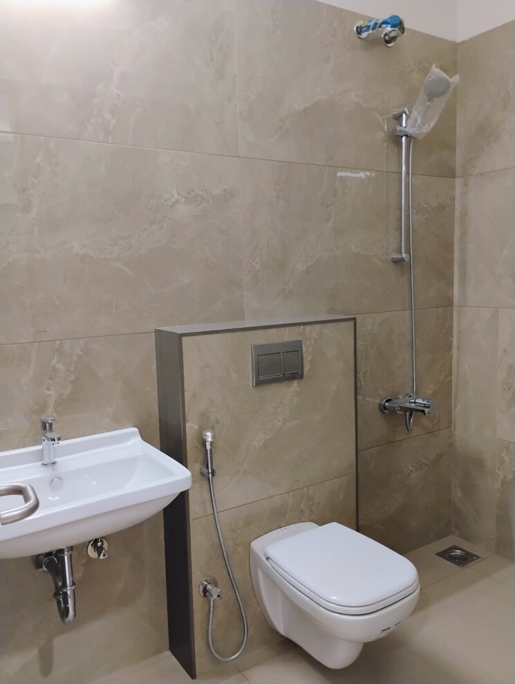 Bathroom, magarpatta-nova-residency 3.5 Bedroom 1427 Sq.Ft. Apartment In Mugawade Pune 8100512