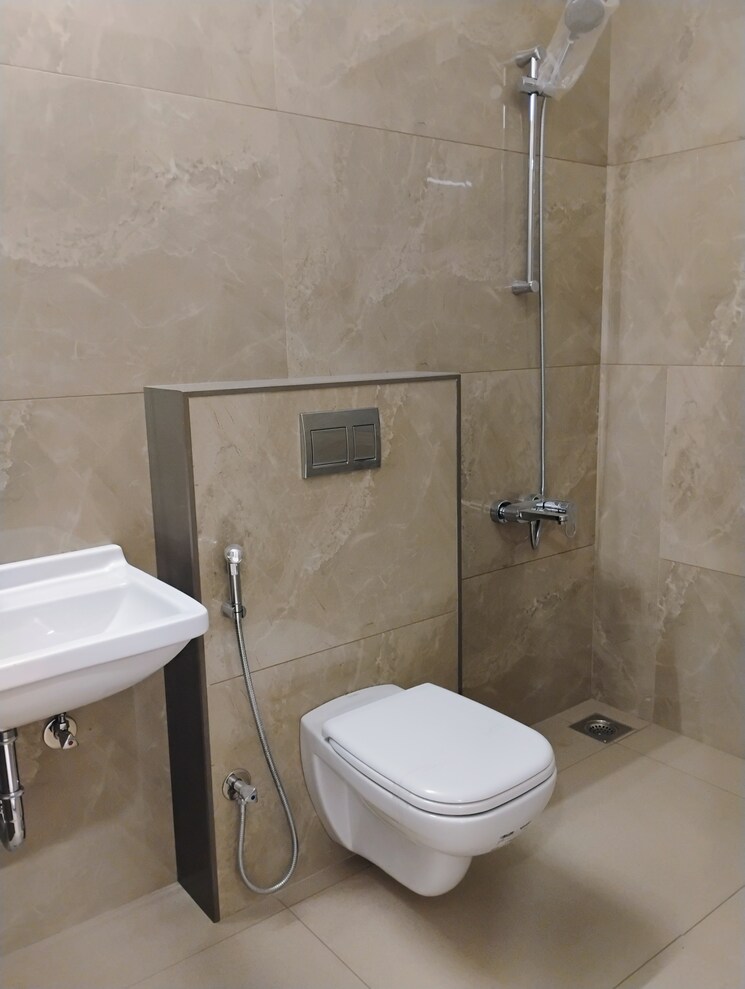 Bathroom, magarpatta-nova-residency 3.5 Bedroom 1427 Sq.Ft. Apartment In Mugawade Pune 8100512
