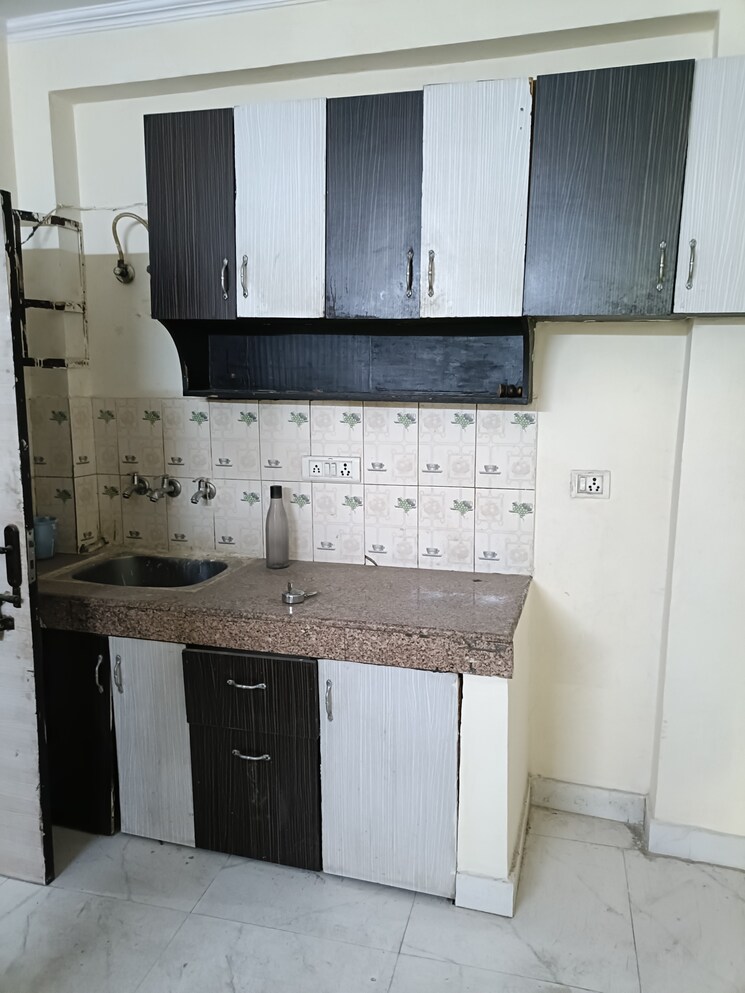 Kitchen, mehrauli 1 Bedroom 400 Sq.Ft. Apartment In Mehrauli Delhi 8100619