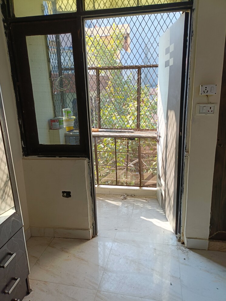 Balcony, mehrauli 1 Bedroom 400 Sq.Ft. Apartment In Mehrauli Delhi 8100619