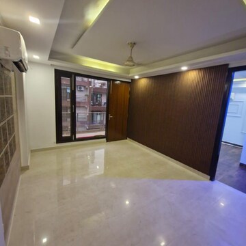Room in 3.5 BHK Builder Floor at Signature Global Daxin Vistas, Bhondsi – for Sale