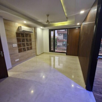 Room in 3.5 BHK Builder Floor at Signature Global Daxin Vistas, Bhondsi – for Sale