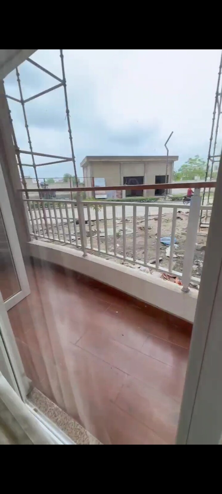 Balcony, rishita-mulberry-heights 3.5 Bedroom 1473 Sq.Ft. Apartment In Sushant Golf City Lucknow 8100609