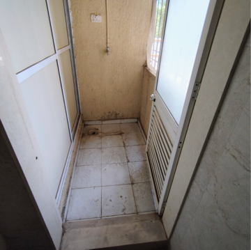 Balcony in 1.5 BHK Apartment at Dosti West County Phase 4 Dosti Pine, Kolshet Industrial Area – for Rent