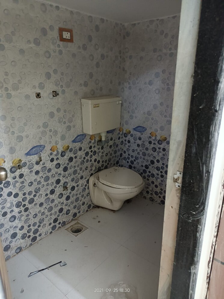 Bathroom, shantee-sunshine-sapphire 1 Bedroom 640 Sq.Ft. Apartment In Vasai East Palghar 8100742