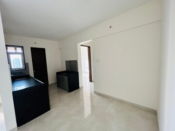 Room in 2 BHK Apartment at Dream Metropark County, Balewadi – for Rent