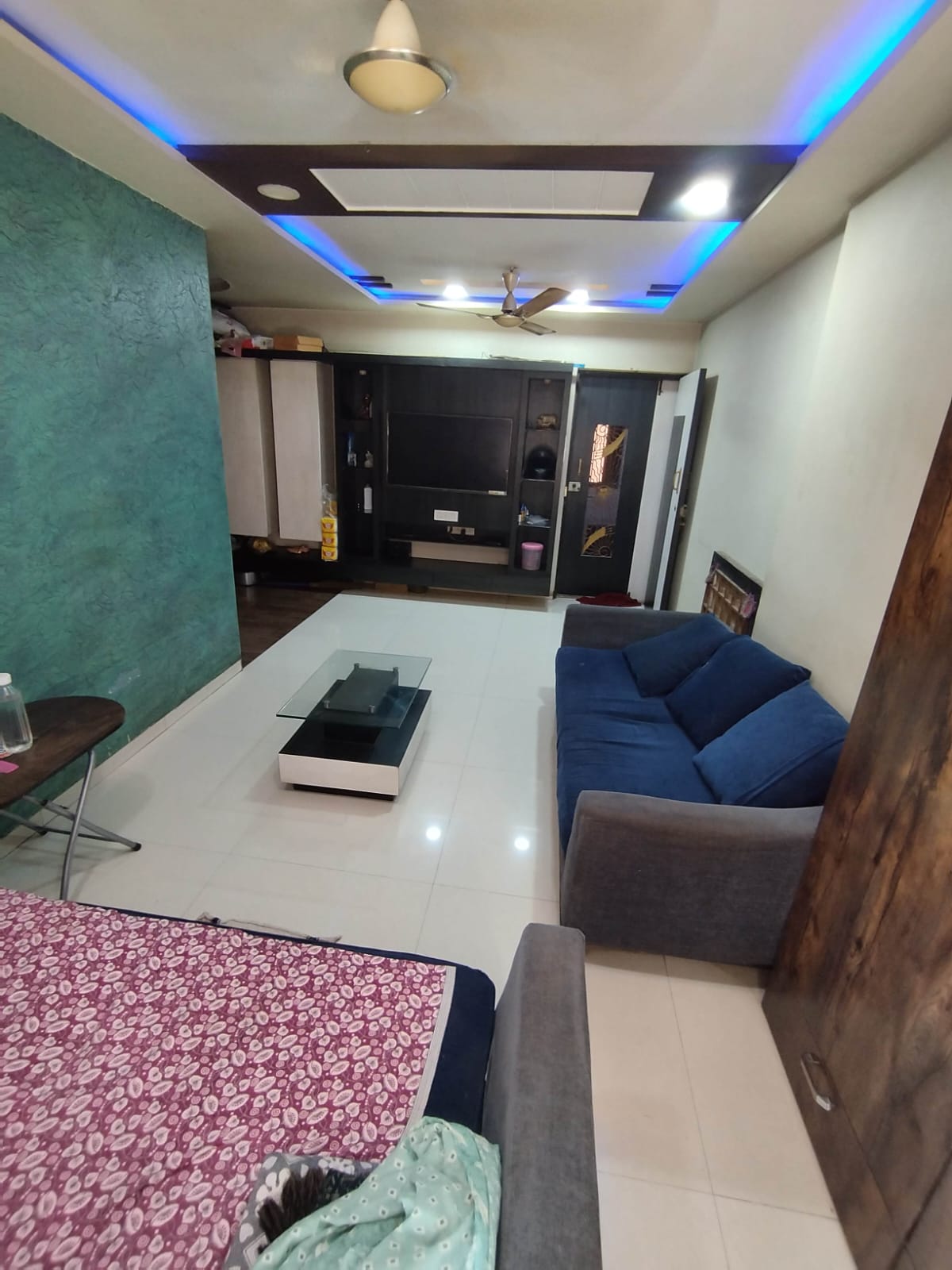 2 BHK Apartment For Sale in Shree Niketan
