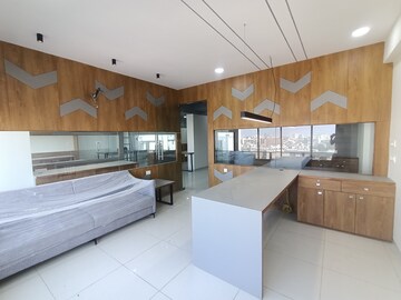  Office Space For Rent in Sun Westbank, Navrangpura