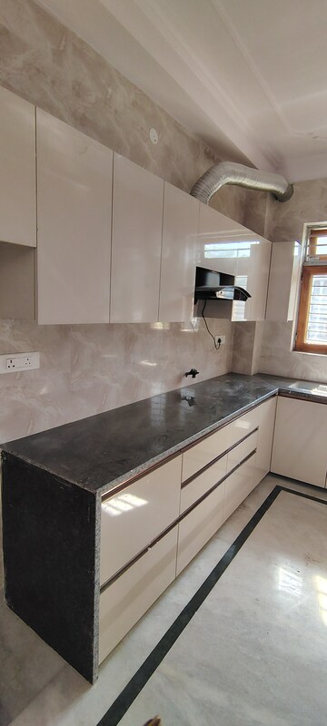 Kitchen in 3 BHK Builder Floor at Sector 46 – for Rent