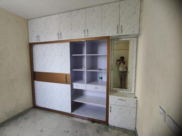 Room in 3 BHK Apartment at Conscient Habitat Residences, Sector 78 – for Sale
