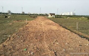 Plot For Sale in Sikandrabad