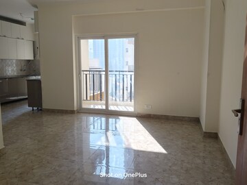 Room in 3 BHK Apartment at Amrapali Terrace Homes, Tech Zone 4 Greater Noida – for Sale