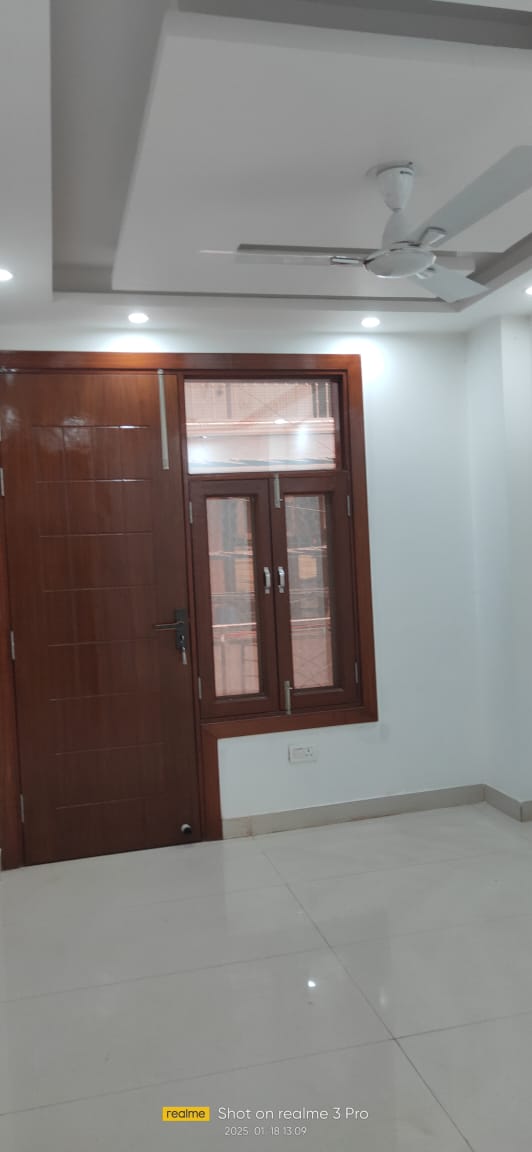3 BHK + Pooja Room Builder Floor For Sale in Vishwakarma Colony