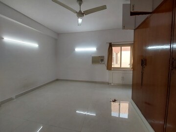 Kitchen in 3.5 BHK Apartment at Paschim Vihar – for Rent
