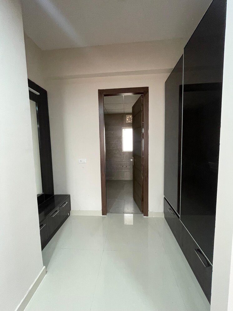 undefined, great-value-sharanam 4 Bedroom 2950 Sq.Ft. Apartment In Sector 107 Noida 8101032