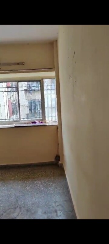 Room in 2 BHK Apartment at Poonam Pragati, Andheri East – for Sale
