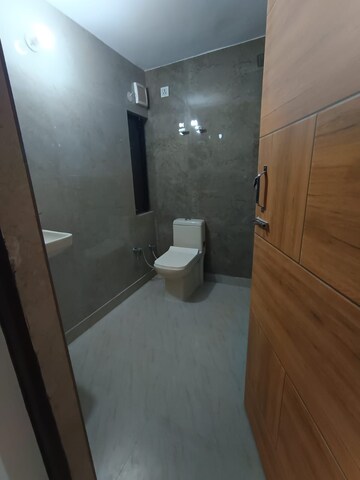Bathroom in 2.5 BHK Apartment at Paschim Vihar – for Rent