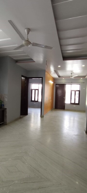 Room in 2 BHK Apartment at Godrej Meridien, Sector 106 – for Rent