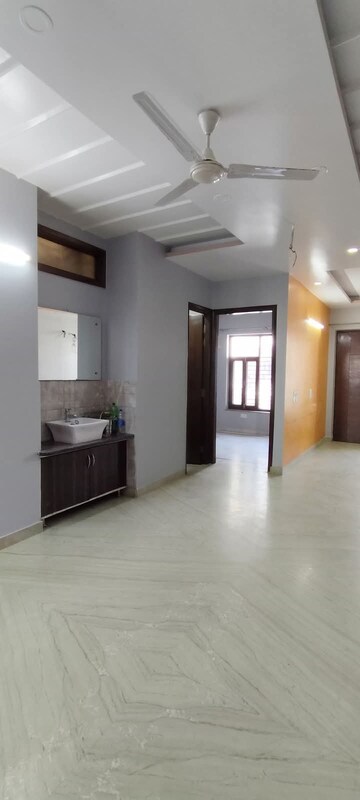 Room in 2 BHK Apartment at Godrej Meridien, Sector 106 – for Rent