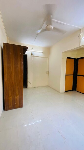 Studio Apartment For Rent in Juhu Scheme Juhu Mumbai  8101094