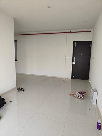 Room in 2 BHK Apartment at Kolte Patil Verve, Bangur Nagar – for Rent