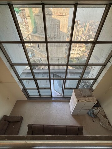 Staircase in 5 BHK Apartment at Silver CHS Jogeswari, Jogeshwari West – for Rent