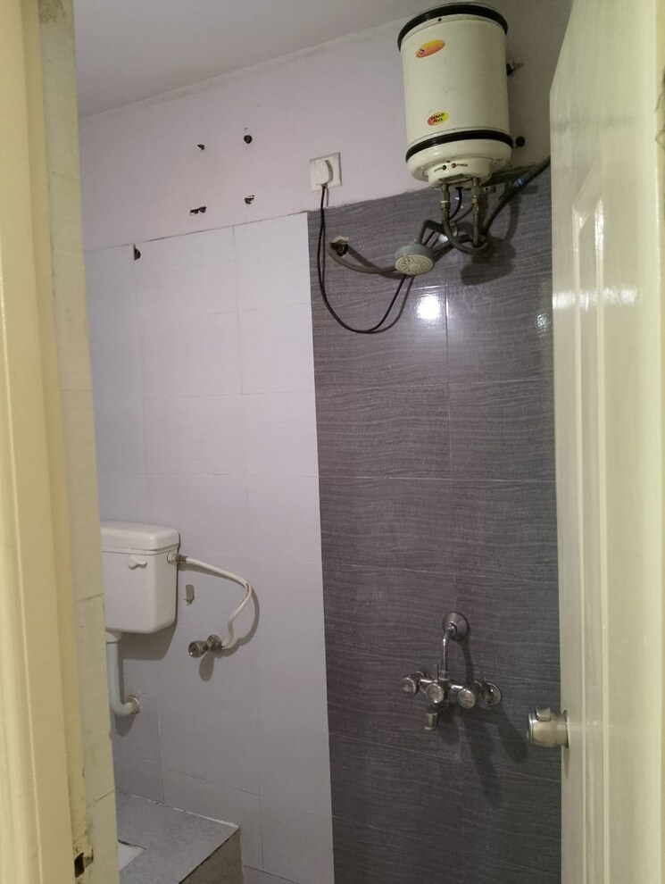 Bathroom, unique-legacy-royale 2 Bedroom 807 Sq.Ft. Apartment In Keshav Nagar Pune 8101213