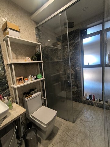 Bathroom in 4 BHK Apartment at Suhag Apartment, Santacruz West – for Rent