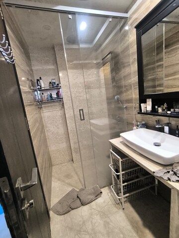 Team Area in 4 BHK Apartment at Suhag Apartment, Santacruz West – for Rent