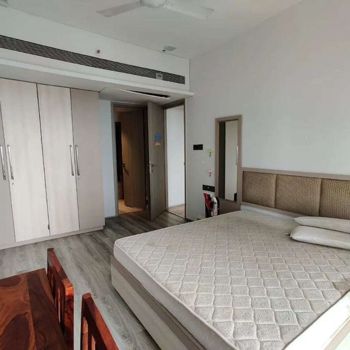 2 BHK Apartment For Sale in CCI Rivali Park