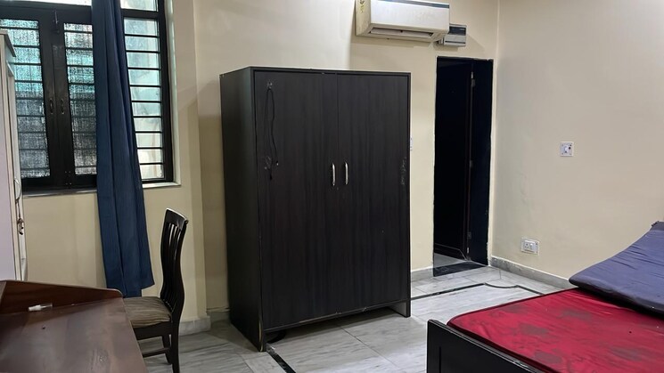 Bedroom, rwa-apartments-sector-39 2 Bedroom 115 Sq.Mt. Independent House In Sector 39 Noida 8101244