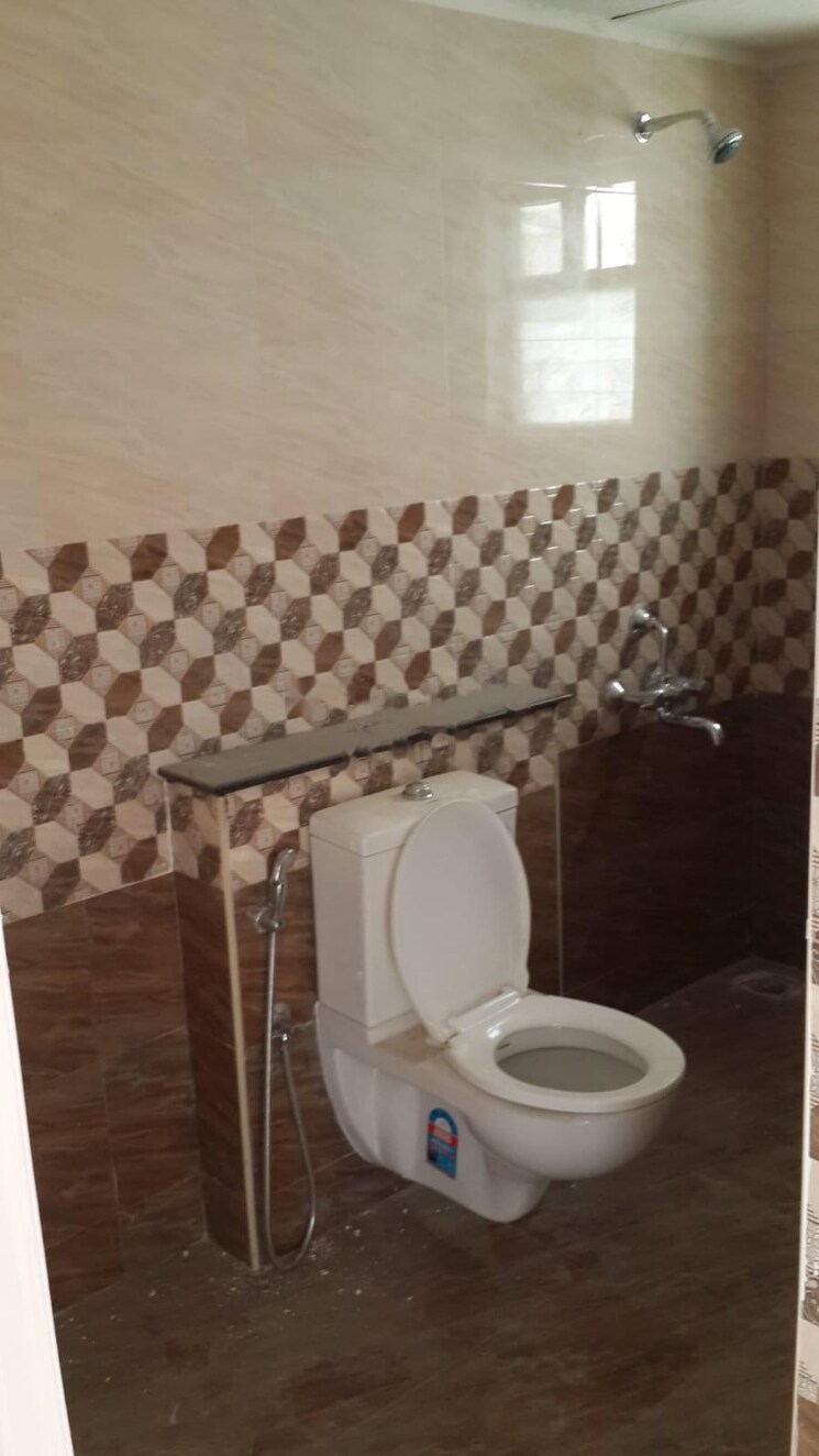 Bathroom, mj-lifestyle-amadeus 3 Bedroom 989 Sq.Ft. Apartment In Hosa Road Bangalore 8101229