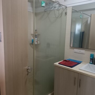 Bathroom in 3 BHK Apartment at DLF The Skycourt, Nawada Fatehpur – for Sale
