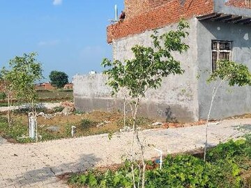  Plot For Sale in Sikandrabad