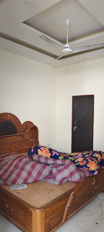 Bedroom in 2 BHK Independent House at Gomti Nagar – for Rent